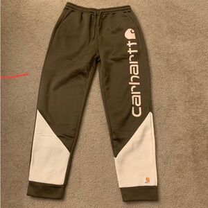 Carhartt Olive Green & cream
Logo Joggers